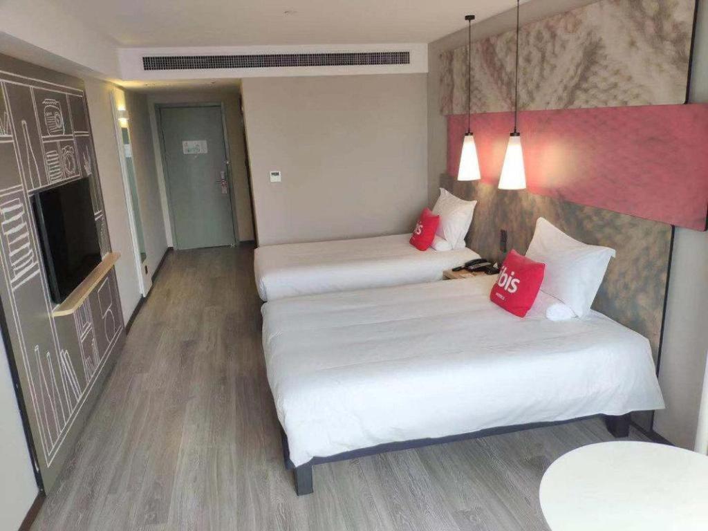 Hotel Ibis Shenyang North Station Extérieur photo