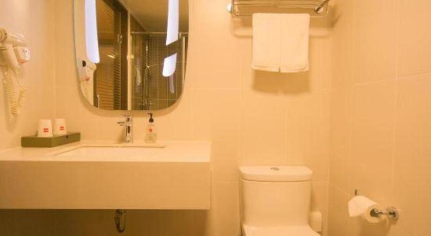 Hotel Ibis Shenyang North Station Extérieur photo