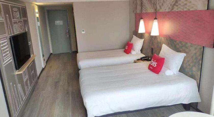 Hotel Ibis Shenyang North Station Extérieur photo