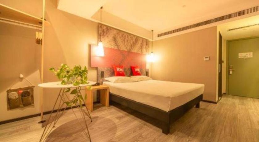 Hotel Ibis Shenyang North Station Extérieur photo