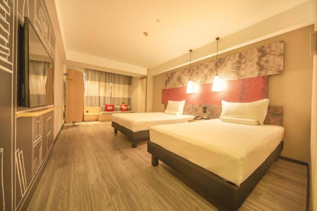 Hotel Ibis Shenyang North Station Extérieur photo